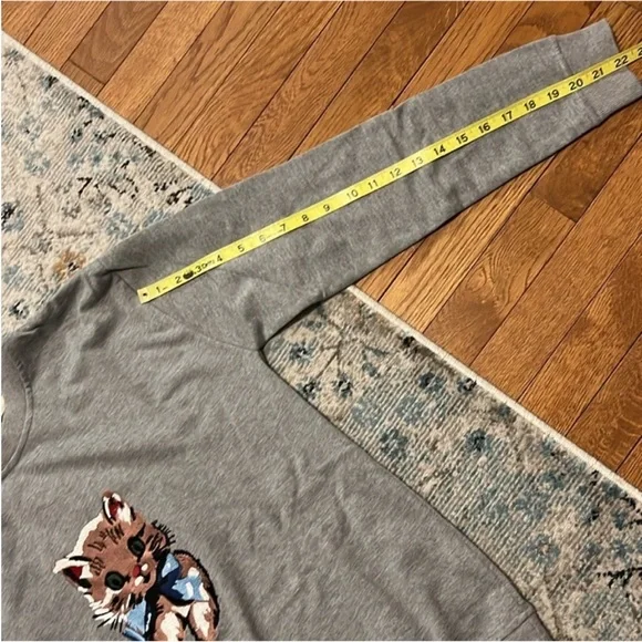 NWT Kitschy Kitty Embroidered Sweatshirt Size Small - Picture 10 of 15